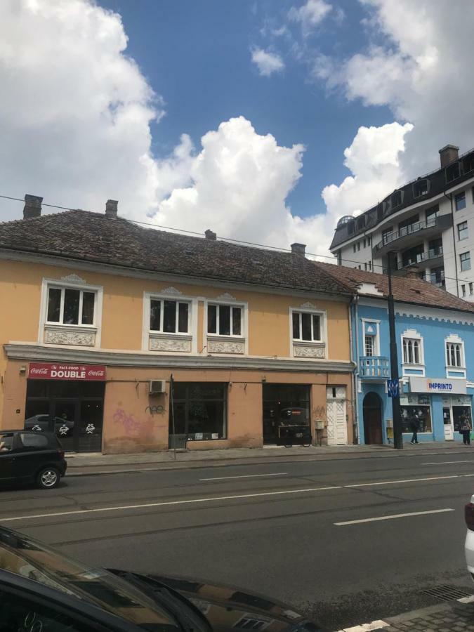 فندق كلوج-نابوكافي  Casa Vlabisa Centru المظهر الخارجي الصورة